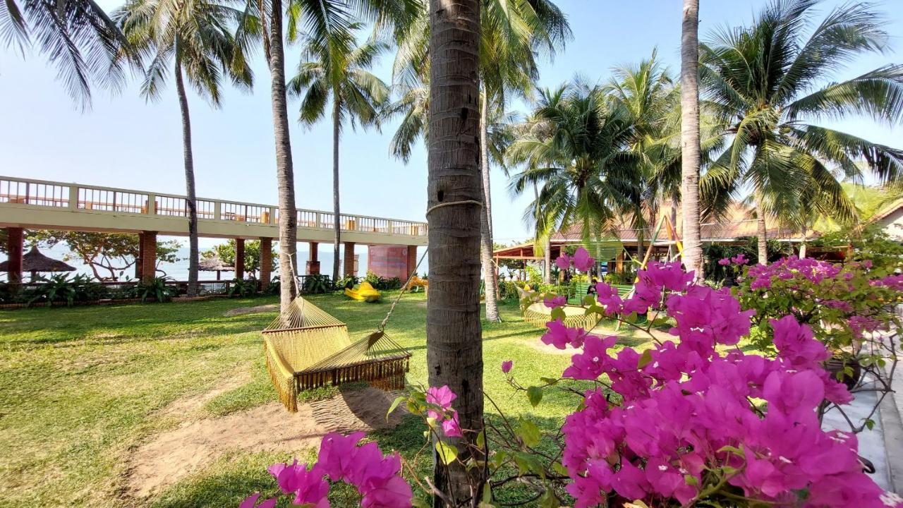 Hon Rom Central Beach Resort Mui Ne Exterior foto